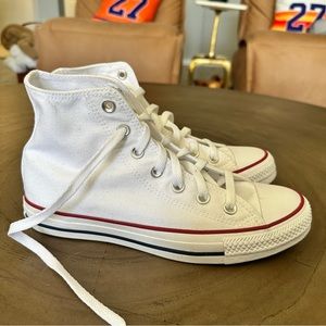 NWOT CONVERSE ALL STAR HI TOPS WHITE SIZE 8